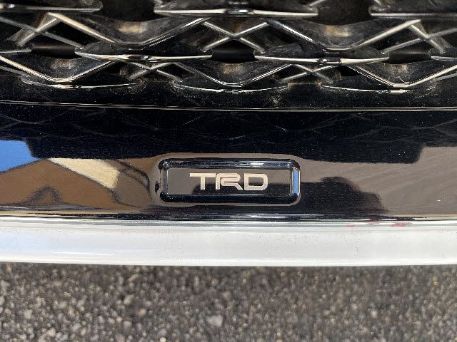 TOYOTA CAMRY HYBRID 2020 Image 31