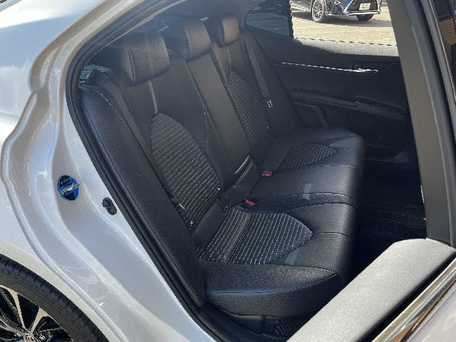 TOYOTA CAMRY HYBRID 2020 Image 31