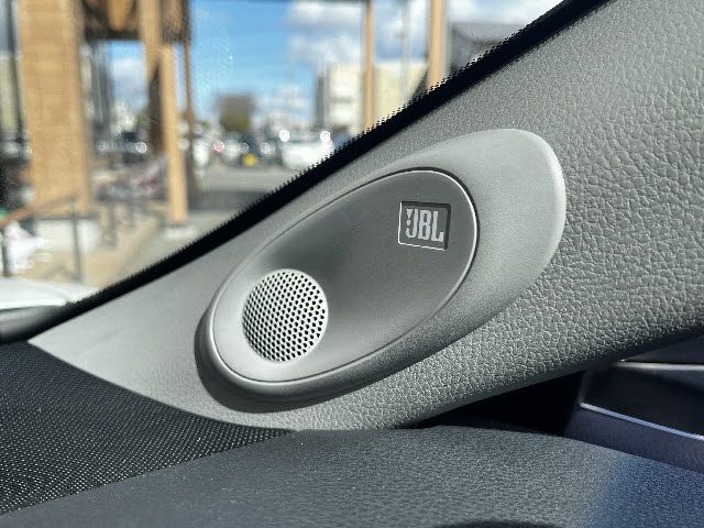 TOYOTA CAMRY HYBRID 2020 Image 31