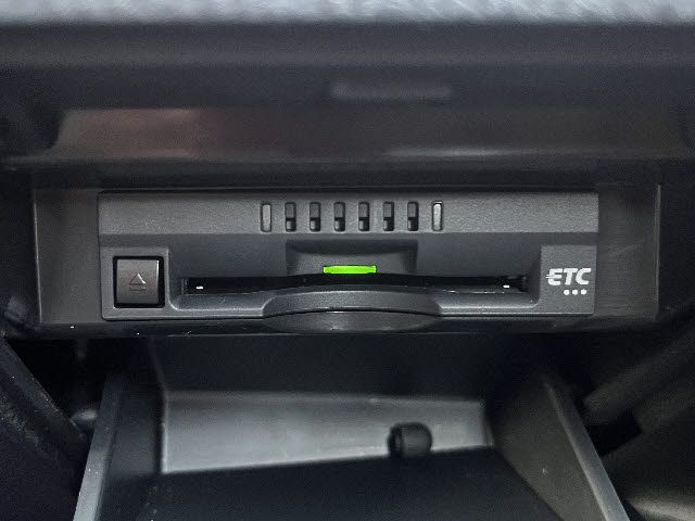 TOYOTA CAMRY HYBRID 2020 Image 31