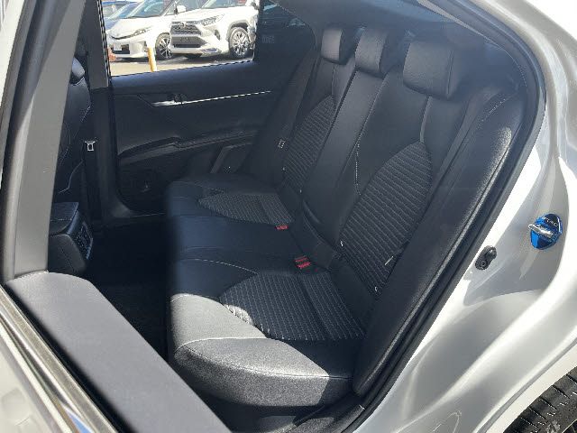 TOYOTA CAMRY HYBRID 2020 Image 31