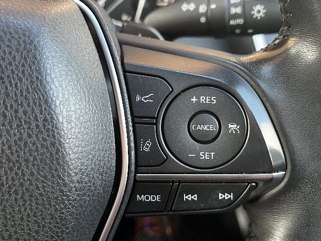 TOYOTA CAMRY HYBRID 2020 Image 31