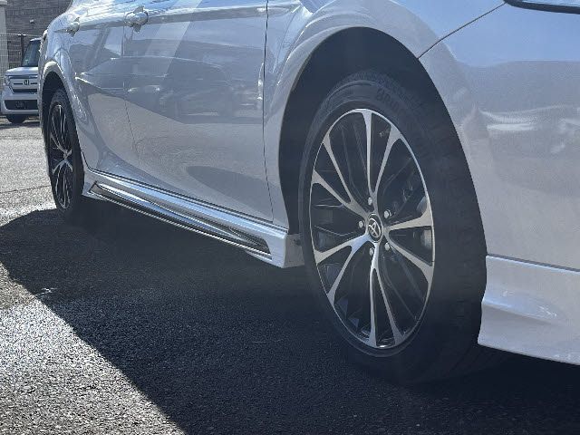 TOYOTA CAMRY HYBRID 2020 Image 31