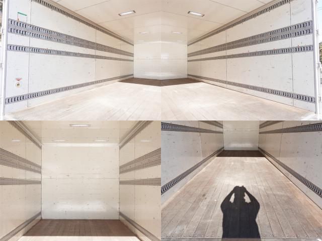 MITSUBISHI FUSOU FIGHTER 2015 Image 31