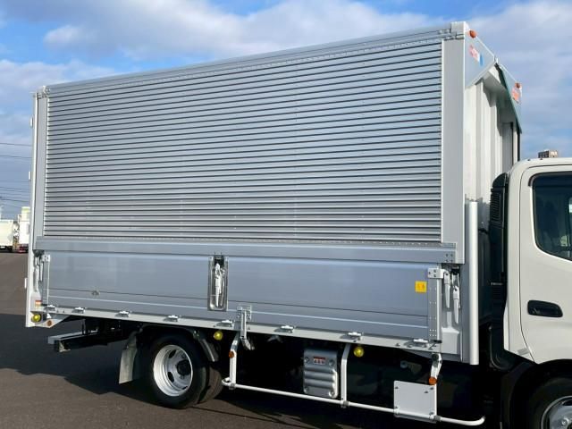 HINO DUTRO 2024 Image 31