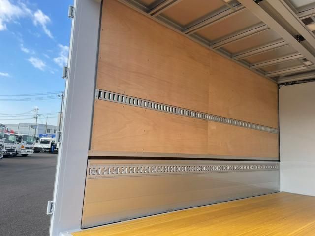 HINO DUTRO 2024 Image 31