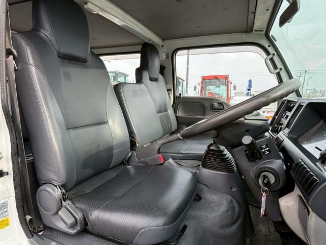 ISUZU ELF 2014 Image 31
