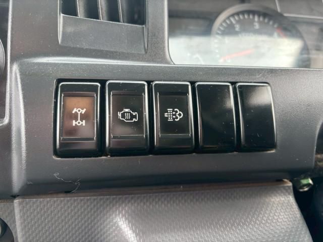 ISUZU ELF 2014 Image 31