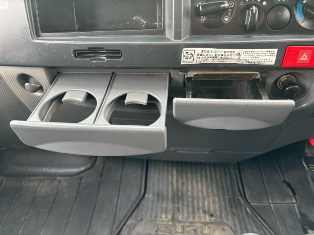 ISUZU ELF 2014 Image 31