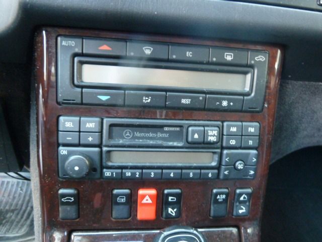 MERCEDES BENZ SL CLA 1997 Image 31