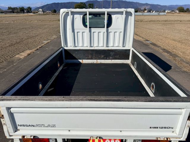 NISSAN ATLAS 2017 Image 31