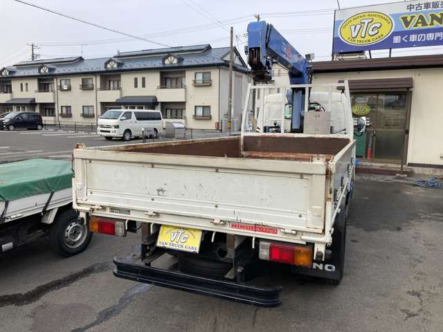 HINO DUTRO 2004 Image 31