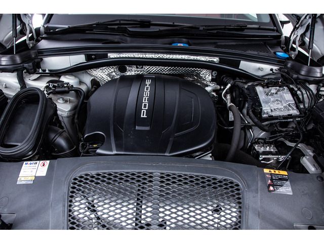 PORSCHE MACAN 2021 Image 31