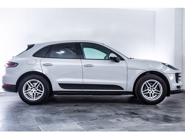 PORSCHE MACAN 2021 Image 31