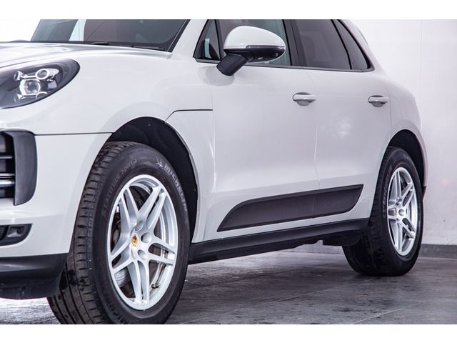 PORSCHE MACAN 2021 Image 31