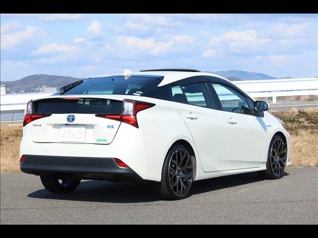 TOYOTA PRIUS 2020 Image 31