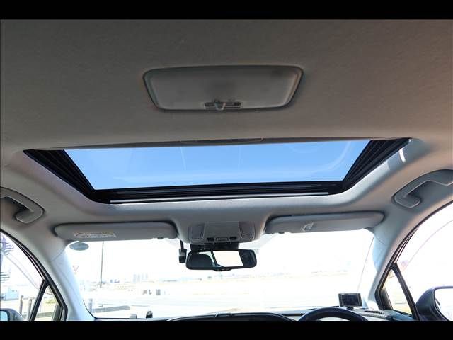 TOYOTA PRIUS 2020 Image 31