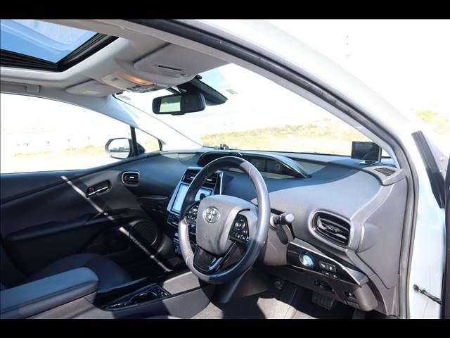 TOYOTA PRIUS 2020 Image 31