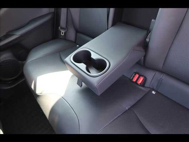 TOYOTA PRIUS 2020 Image 31