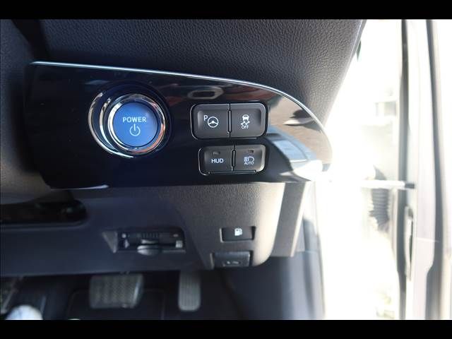 TOYOTA PRIUS 2020 Image 31