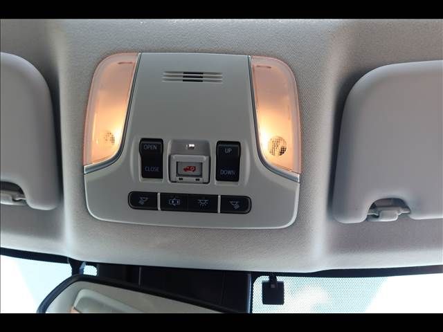 TOYOTA PRIUS 2020 Image 31