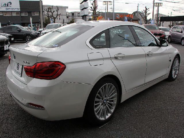 BMW 4SERIES GRAN COU 2017 Image 31