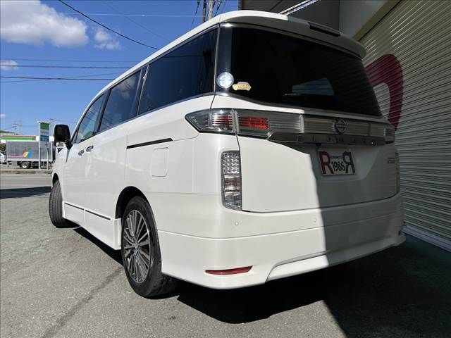 NISSAN ELGRAND 2024 Image 31