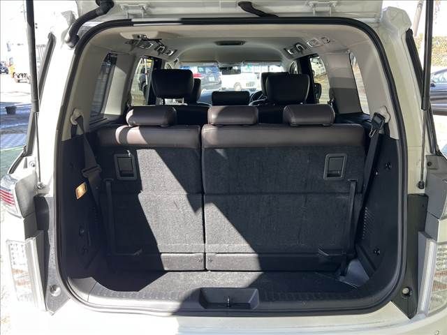 NISSAN ELGRAND 2024 Image 31