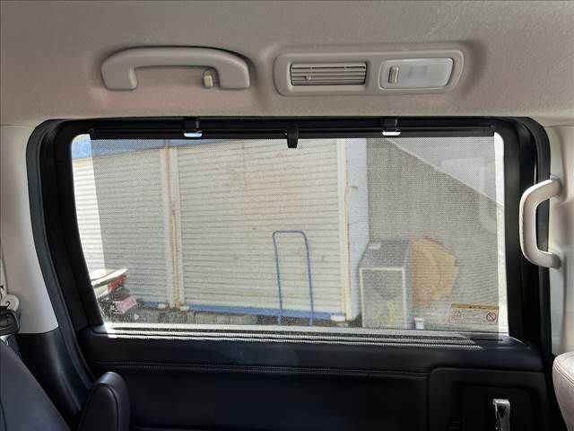 NISSAN ELGRAND 2024 Image 31