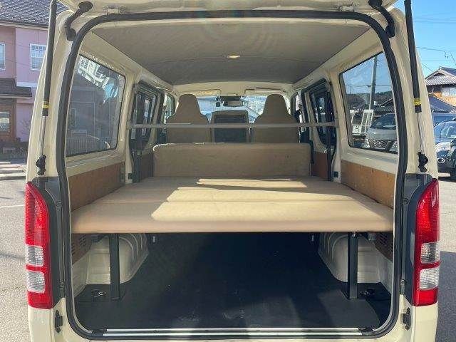 TOYOTA HIACE VAN 1.25T 2WD 2021 Image 31