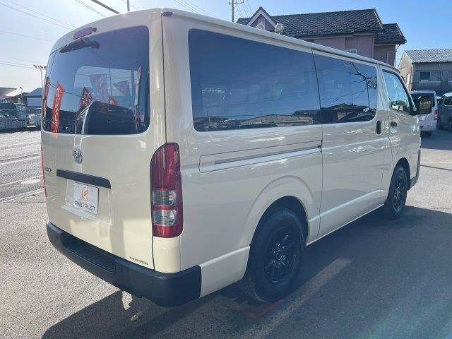 TOYOTA HIACE VAN 1.25T 2WD 2021 Image 31