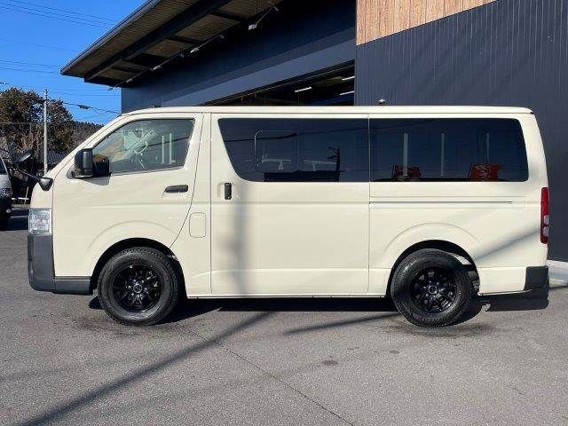 TOYOTA HIACE VAN 1.25T 2WD 2021 Image 31