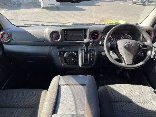 NISSAN NV350 CARAVAN 2021 Image 31