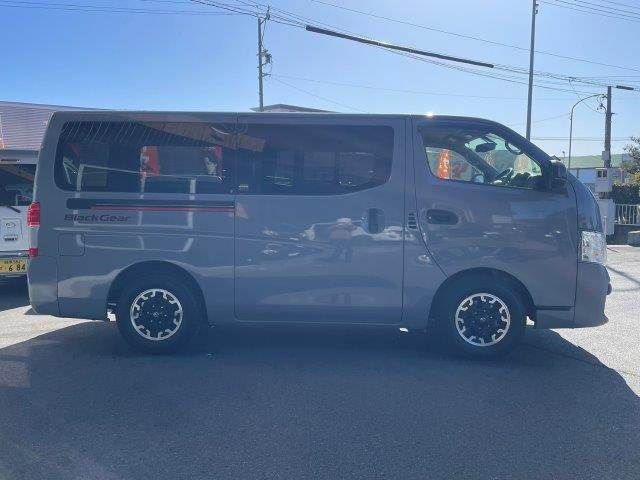 NISSAN NV350 CARAVAN 2021 Image 31