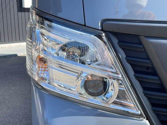 NISSAN NV350 CARAVAN 2021 Image 31