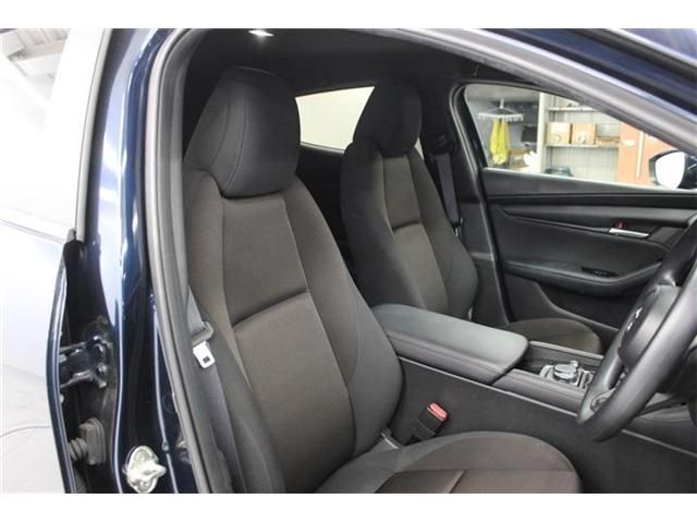 MAZDA 3 FASTBACK 2023 Image 31