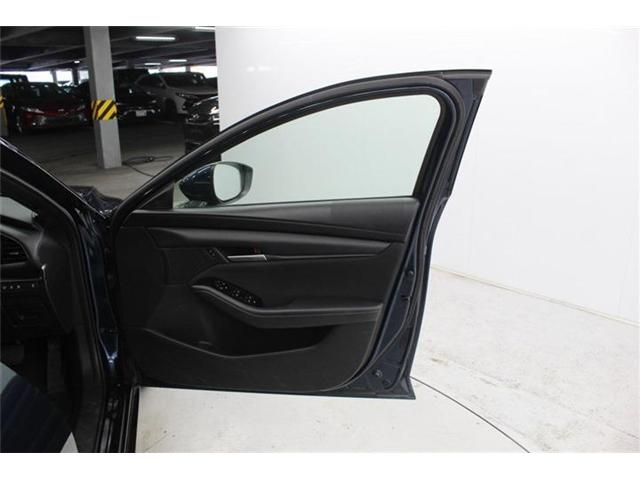 MAZDA 3 FASTBACK 2023 Image 31