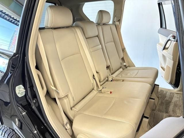 TOYOTA LANDCRUISER PRADO 2023 Image 31