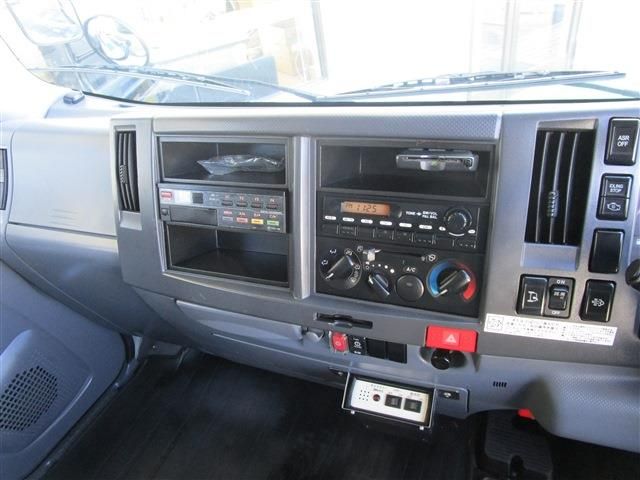 ISUZU  2014 Image 31