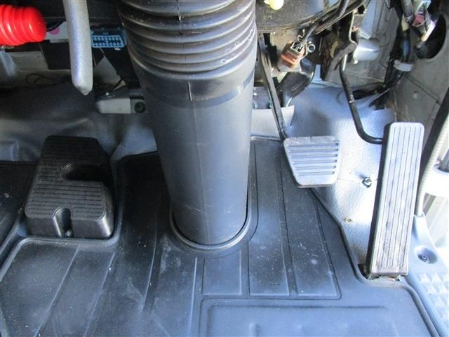 ISUZU  2014 Image 31