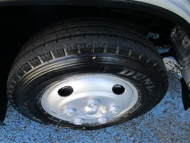 ISUZU  2014 Image 31