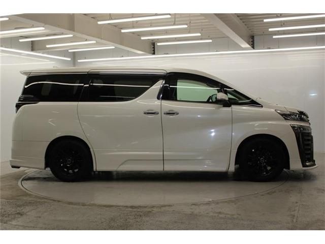 TOYOTA VELLFIRE 2018 Image 31