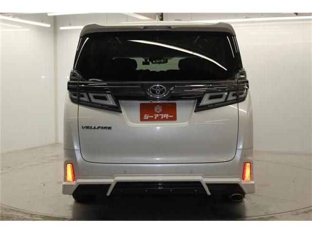 TOYOTA VELLFIRE 2018 Image 31