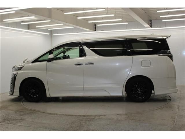 TOYOTA VELLFIRE 2018 Image 31