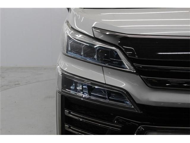 TOYOTA VELLFIRE 2018 Image 31