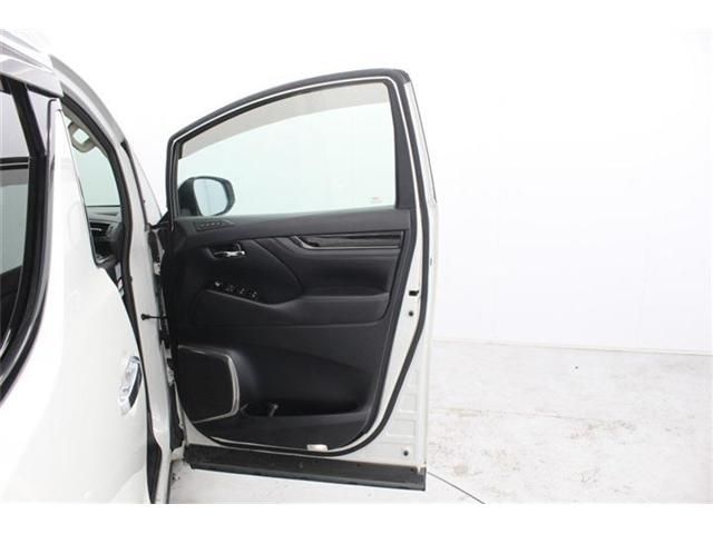 TOYOTA VELLFIRE 2018 Image 31