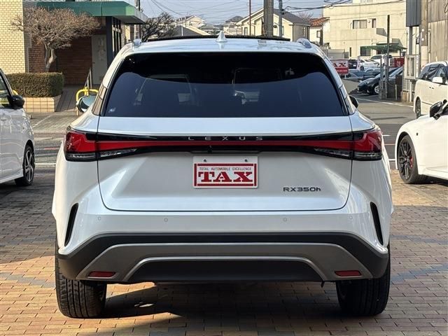 TOYOTA LEXUS RX350H 2023 Image 31