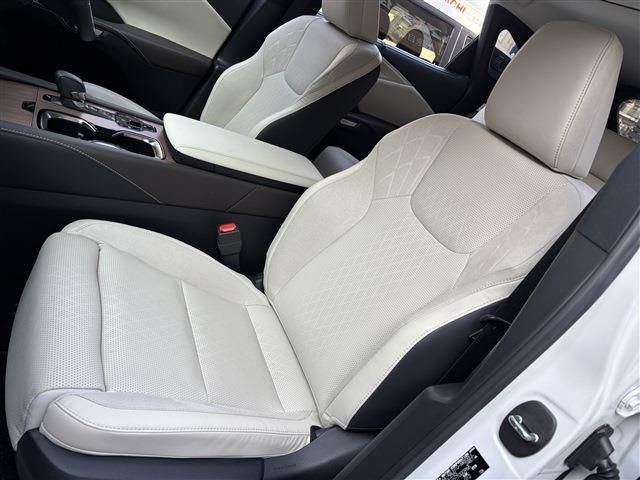 TOYOTA LEXUS RX350H 2023 Image 31