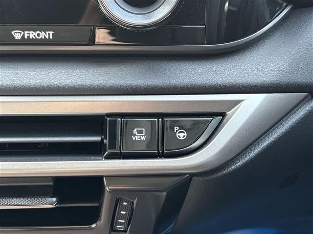 TOYOTA LEXUS RX350H 2023 Image 31