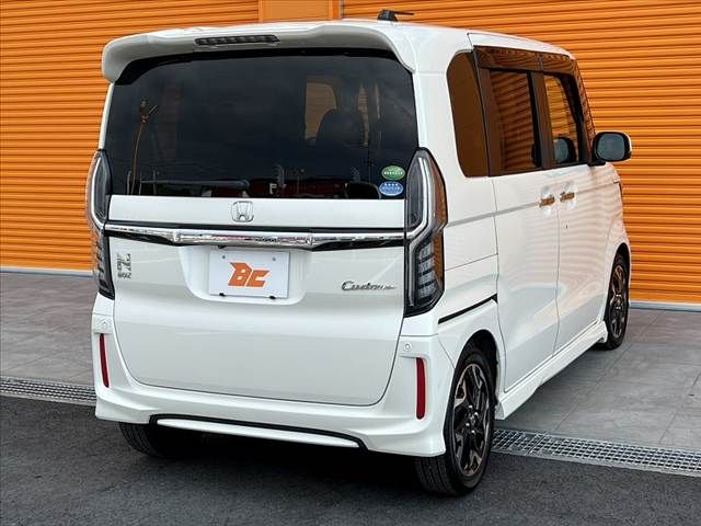 HONDA N BOX CUSTOM 2017 Image 31